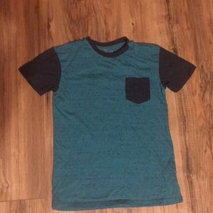 Short sleeve tee